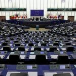 Европарламент проголосовал за сокращение финансирования Польши и Венгрии