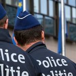 Полицейские открыли огонь по напавшему на прохожих на западе Бельгии