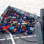 В Италии начинается суд над капитаном, возвратившим спасенных беженцев в Ливию