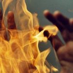 В Баку пожилая женщина сгорела заживо при пожаре