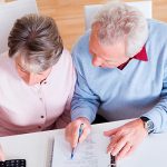 Когда, как и насколько? – пенсионеры получат пенсии и единовременную помощь