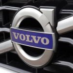 Volvo отказалась снизить цены на машины вслед за Tesla