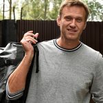 Навальный находится в коме