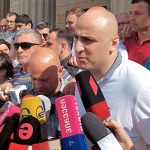 В Тбилиси оппозиционному депутату надели электронный браслет