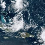Губернатор Флориды объявил режим ЧП из-за приближения урагана