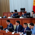 В Кыргызстане могут ввести чрезвычайное положение
