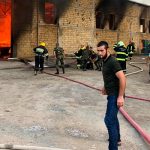 Во время тушения пожара в Сумгайыте пострадали двое пожарных