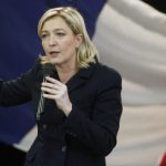 Семья Ширака запретила Ле Пен присутствовать на церемонии прощания