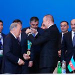На саммите тюркоязычных государств Нурсултану Назарбаеву вручили «Высший орден тюркского мира»