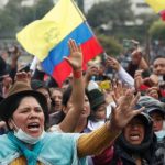 Руководство Эквадора пошло навстречу протестующим