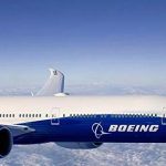 У Boeing-777 после вылета из Лос-Анджелеса загорелся двигатель