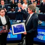 Дочери уйгурского правозащитника передана Премия Сахарова отца