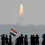 Индийская ракета доставила на орбиту 36 спутников связи OneWeb