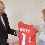 Ильхам Алиев принял баронессу Эмму Николсон