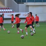 Женская сборная Азербайджана по футболу встретится с Польшей