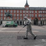 394 человек умерли от коронавируса за сутки в Испании