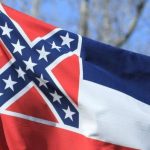 В американском штате задумали поменять «расистский» флаг