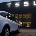 Tesla увеличивает инвестиции в Китай