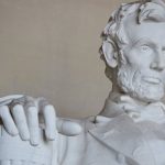 Власти Бостона могут снести памятник Аврааму Линкольну