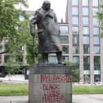 Джонсон выступил против сноса памятника Черчиллю