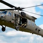 В Японии разбился вертолет Black Hawk с военными
