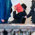 В ФРГ прокуратура запросила три года для 93-летнего бывшего эсэсовца