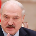 Лукашенко закрывает границу с Западом