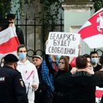 У посольства Беларуси в Москве проходит акция протеста