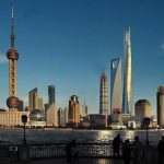 В Шанхае объявили предпоследний уровень опасности из-за жары