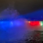 Ниагарский водопад окрасился в цвета государственного флага Азербайджана