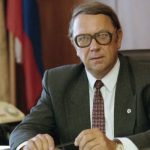 От коронавируса скончался бывший президент РАН
