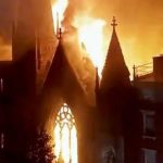 В Нью-Йорке в результате пожара нанесен серьезный ущерб церкви XIX века