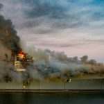 ВМС США решили списать десантный корабль после пожара на нем