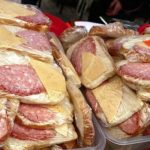 На голландской таможне у британских водителей изъяли бутерброды