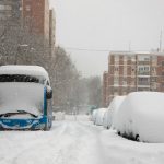 Спасатели в Испании вызволили 1,5 тыс. застрявших в снегу водителей