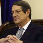 Глава Кипра отверг обвинения в причастности к продаже "золотых паспортов"