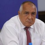 Премьер Болгарии заявил о готовности объявить российских дипломатов персонами нон грата
