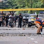 В Индонезии обрушилось здание магазина