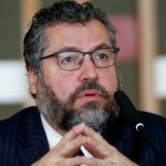 Министр иностранных дел Бразилии ушел в отставку из-за нехватки вакцин