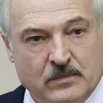 Сын Лукашенко ударил соперника клюшкой между ног в хоккейном матче