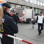 На шествии в Берлине полицию забросали бутылками