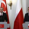Президент Польши едет в Турцию за "Байрактарами"