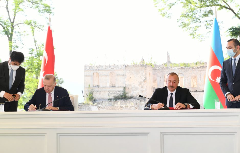 Aliyev_and_Erdogan_Shusha_Declaration