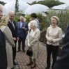 Елизавета II приняла лидеров G7 в ботаническом саду Корнуолла
