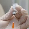 Массовая бустерная вакцинация в Гонконге начнется с января