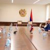 Новый министр обороны Армении встретился с Рустамом Мурадовым