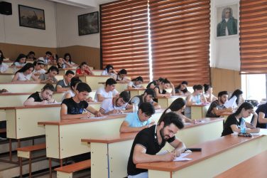 studenti-v-auditorii