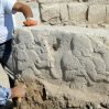 "Черные копатели" обнаружили в Измире древнеримскую мозаику