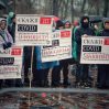 Изнанка демократии: в Украине митингуют за право заражать людей