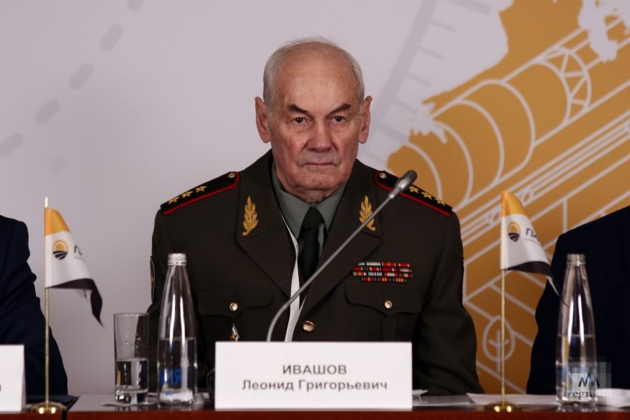 general Ivashov prizval Putina uyti v otstavku